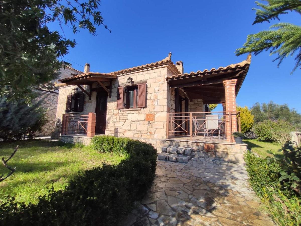 Vozas Villas - Traditional Houses With Great View ตรากากิ ภายนอก รูปภาพ