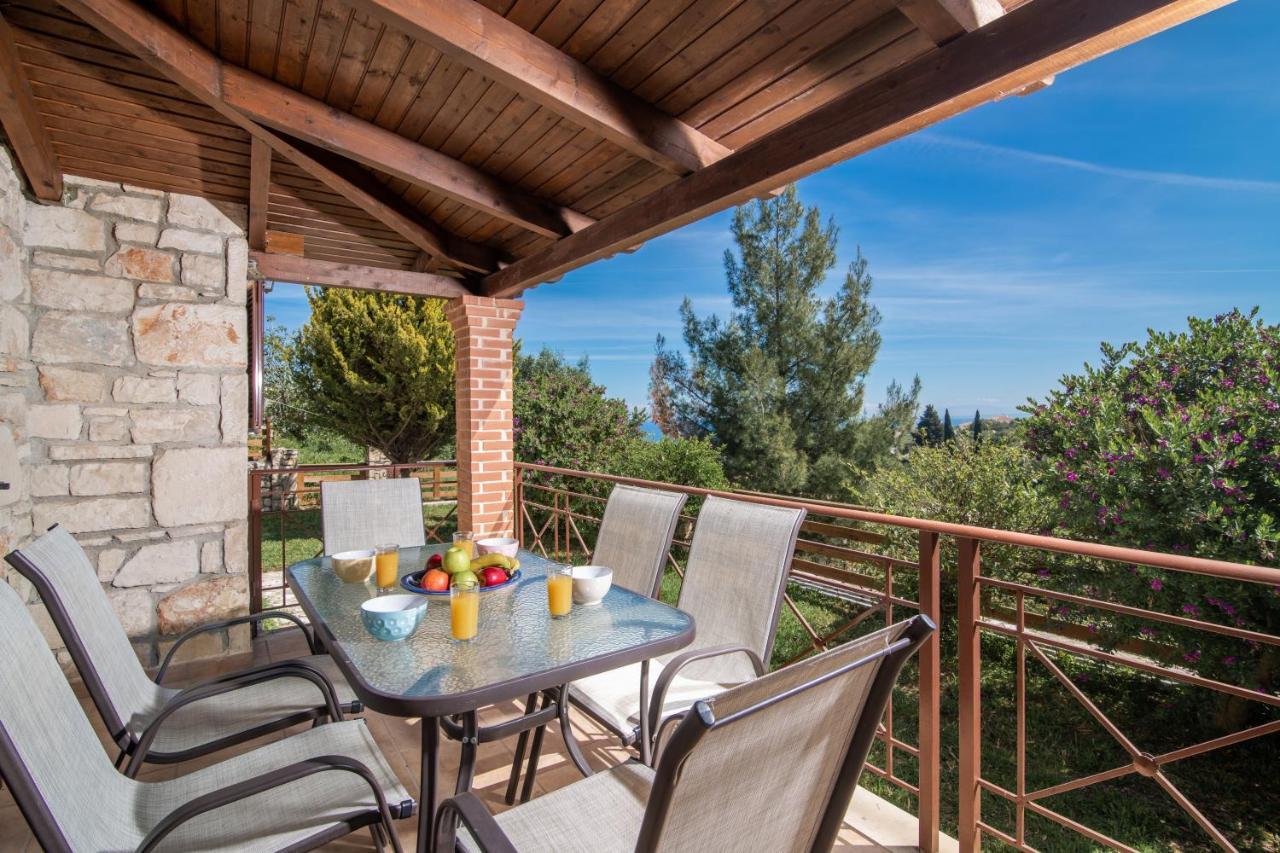 Vozas Villas - Traditional Houses With Great View ตรากากิ ภายนอก รูปภาพ